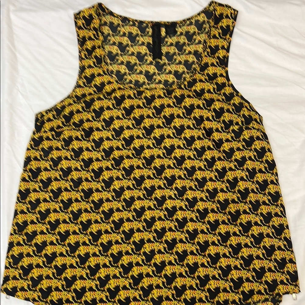 Petticoat Alley Black and Yellow Sleeveless Tank Top